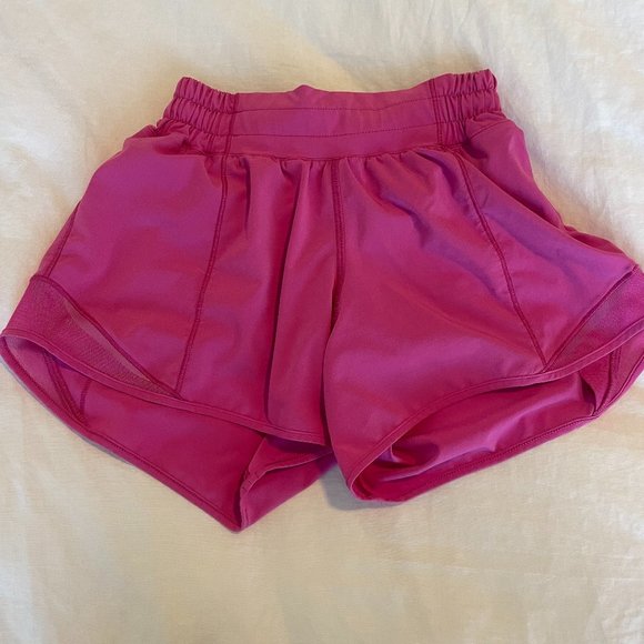 lululemon athletica Pants - Lululemon Hotty Hot 4" Sonic Pink shorts size 2